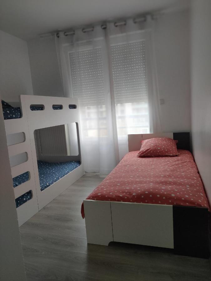 App 5 Pers, Parking, 3Mn Rer A, 40 Mn Du Centre De Paris, Cergy Le Haut Exterior photo